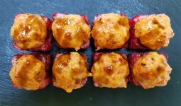 Запеченный ролл с креветкой